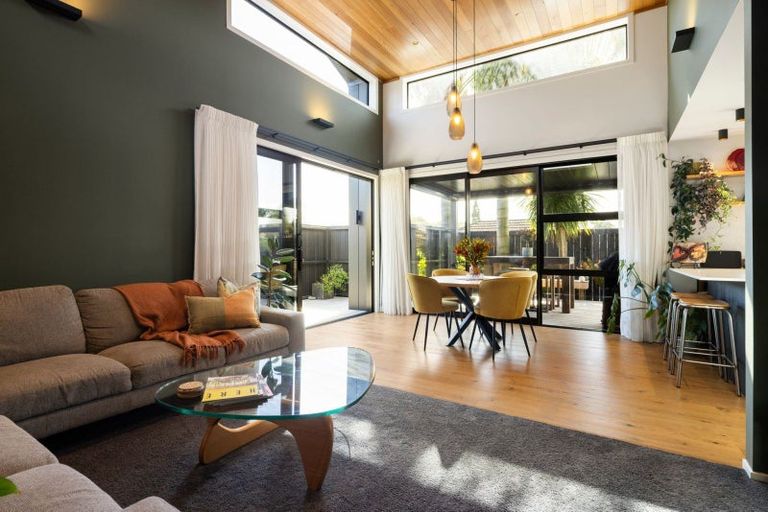 Photo of property in 32a Marnane Terrace, St Andrews, Hamilton, 3200