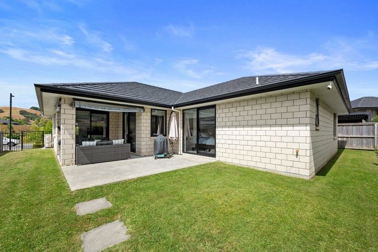 Photo of property in 14 Urumaraki Avenue, Helensville, 0800