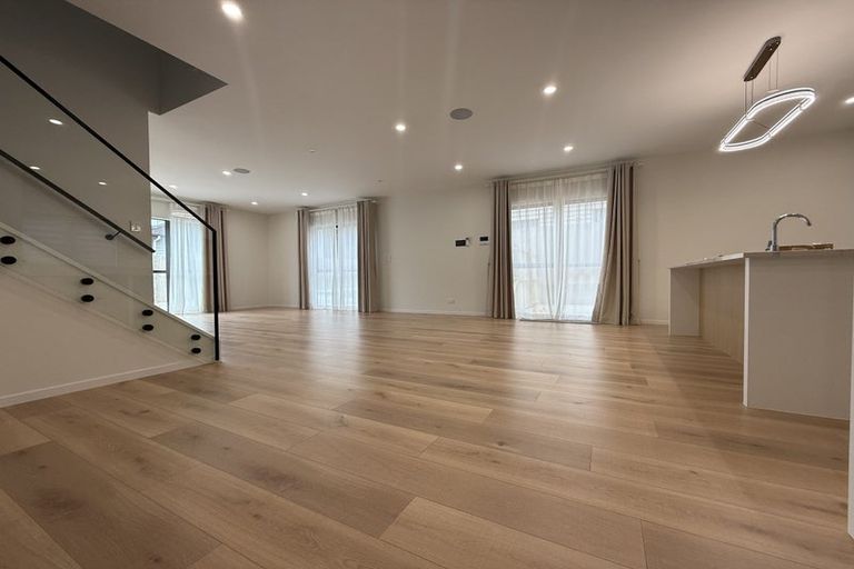 Photo of property in 10a Colum Place, Bucklands Beach, Auckland, 2014