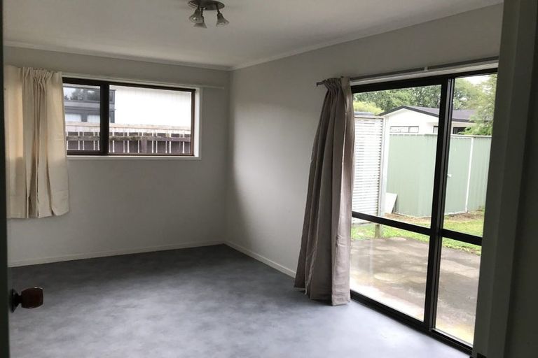 Photo of property in 102 Wordsworth Street, Leamington, Cambridge, 3432
