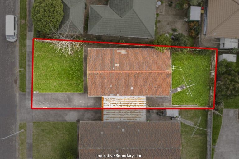 Photo of property in 2/5 Norfolk Place, Papatoetoe, Auckland, 2025