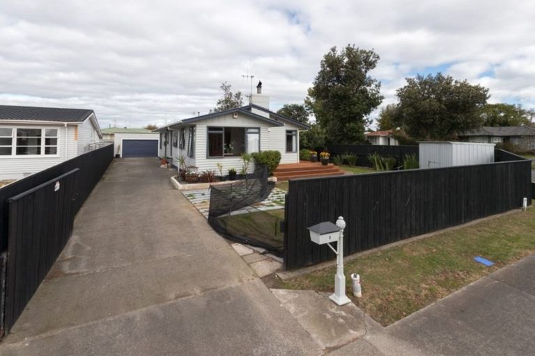Photo of property in 1 Lancaster Street, Highbury, Palmerston North, 4412