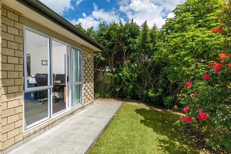 Photo of property in 39 Northbrook Close, Greenhithe, Auckland, 0632