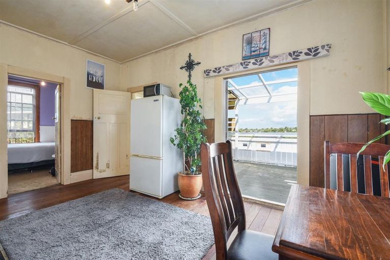 Photo of property in 4/141 Colwill Road, Massey, Auckland, 0614