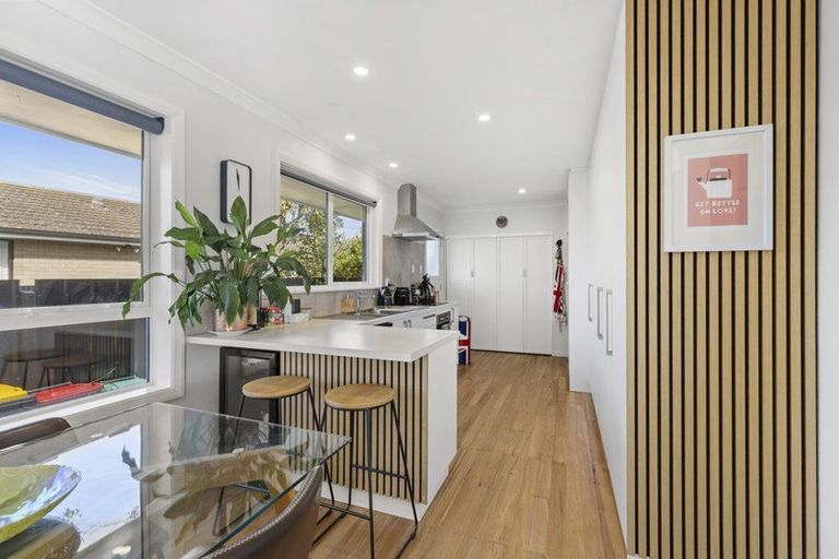 Photo of property in 16 Malta Crescent, South New Brighton, Christchurch, 8062