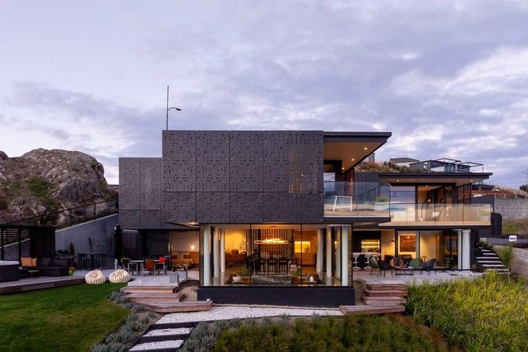 Photo of property in 4 Fairburn Place, Kaiteriteri, 7197