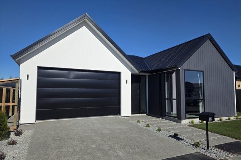 Photo of property in 12 Benrogan Drive, Halswell, Christchurch, 8025