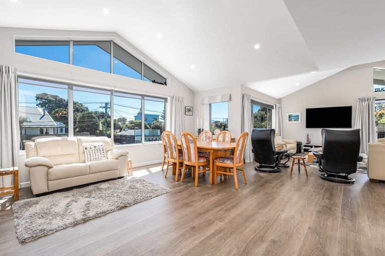 Photo of property in 118 Rosetta Road, Raumati South, Paraparaumu, 5032