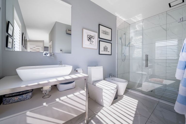 Photo of property in 285 Cannon Hill Crescent, Mount Pleasant, Christchurch, 8081