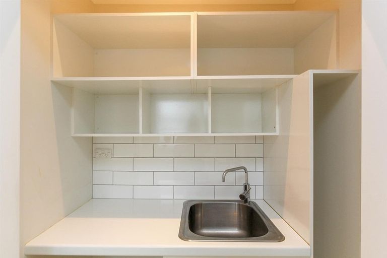 Photo of property in 293a Carrington Street, Vogeltown, New Plymouth, 4310