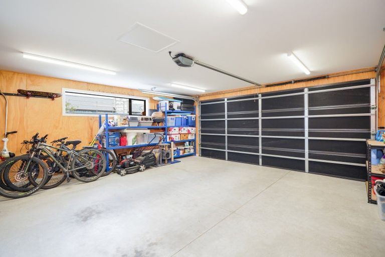 Photo of property in 32 Lumsden Drive, Waikiwi, Invercargill, 9810