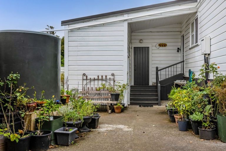 Photo of property in 45 Dives Avenue, Hawera, 4610