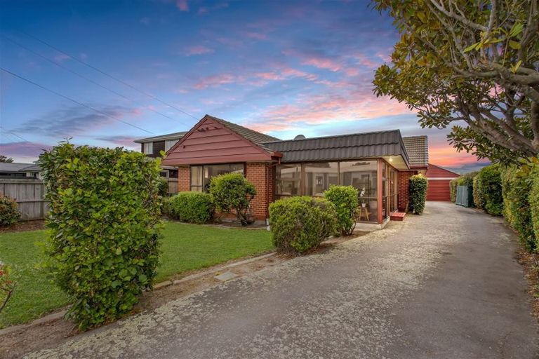 Photo of property in 98 Sparks Road, Hoon Hay, Christchurch, 8025