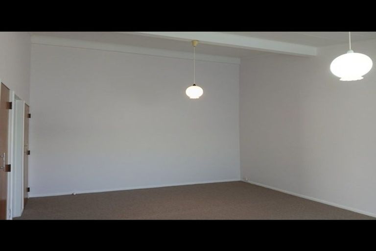 Photo of property in 12/52 Leighton Avenue, Waiwhetu, Lower Hutt, 5010