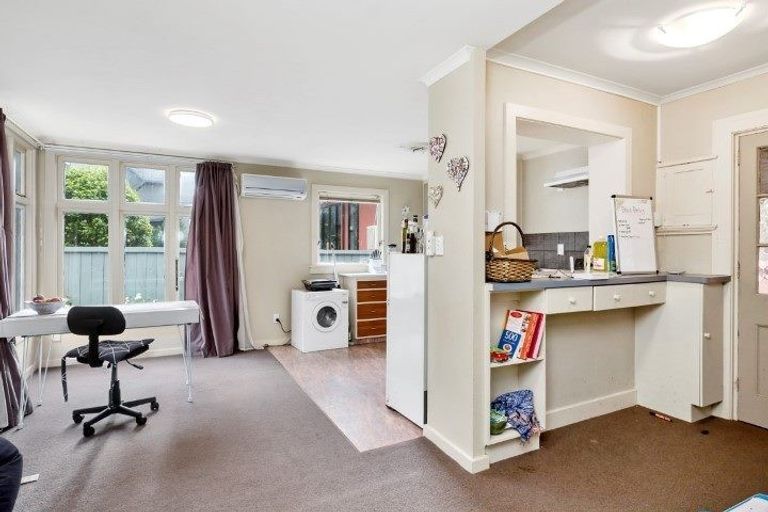 Photo of property in 1/236 Stuart Street, Dunedin Central, Dunedin, 9016