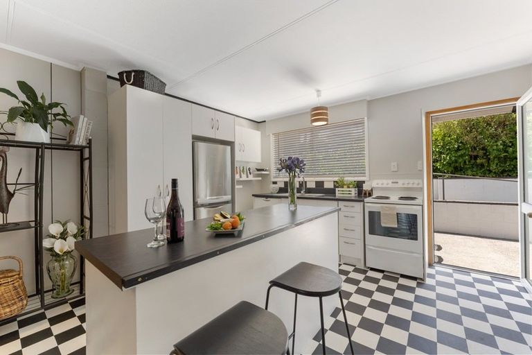 Photo of property in 2/82 Mill Road, Lower Vogeltown, New Plymouth, 4310