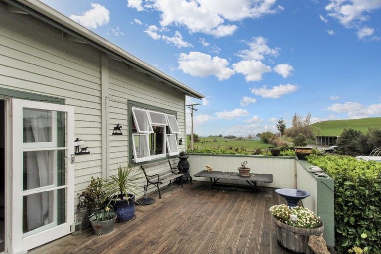 Photo of property in 114 Glengarry Road, Dannevirke, 4978