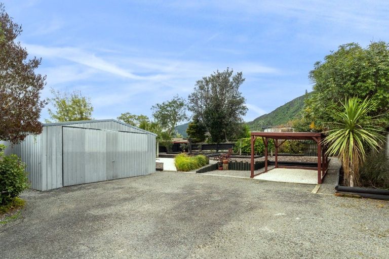 Photo of property in 307 Rarangi Beach Road, Rarangi, Blenheim, 7273