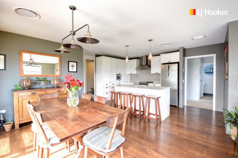 Photo of property in 13 Caledonia Drive, Mosgiel, 9024