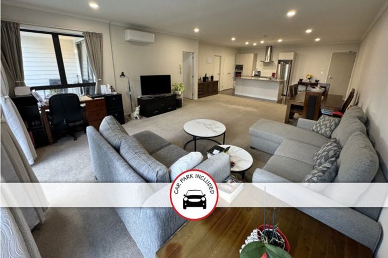 Photo of property in 13a/132 Stancombe Road, Flat Bush, Auckland, 2016