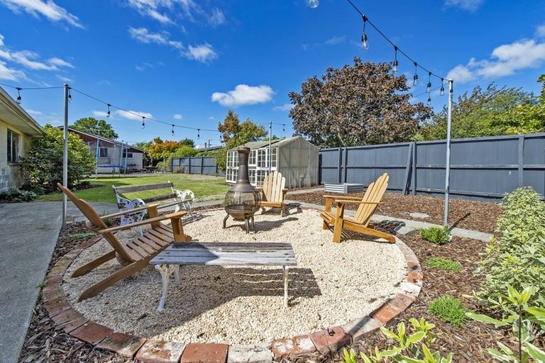 Photo of property in 35 Market Street, Leeston, 7632