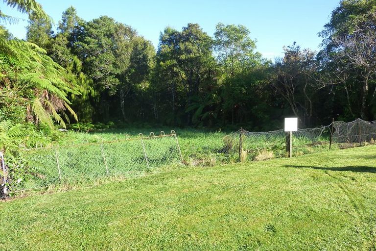 Photo of property in 6 Punga Grove, Lake Kaniere, Kokatahi, 7881