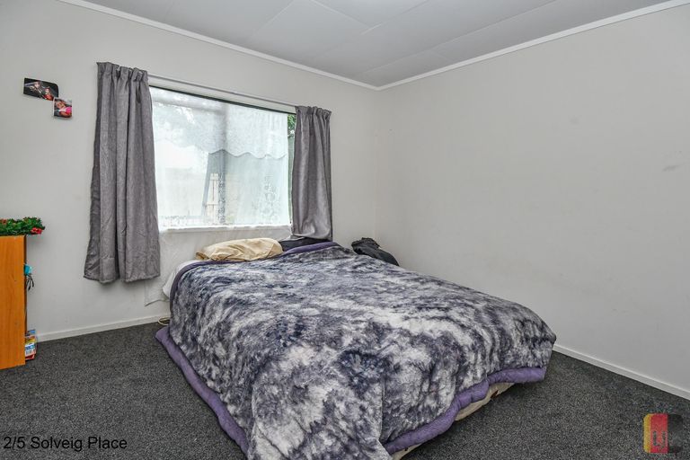 Photo of property in 1/5 Solveig Place, Randwick Park, Auckland, 2105