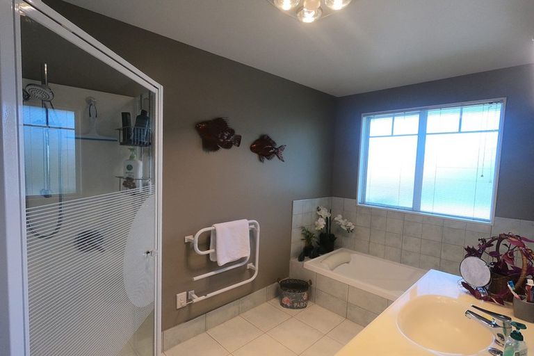 Photo of property in 4 County Lane, Te Kamo, Whangarei, 0112