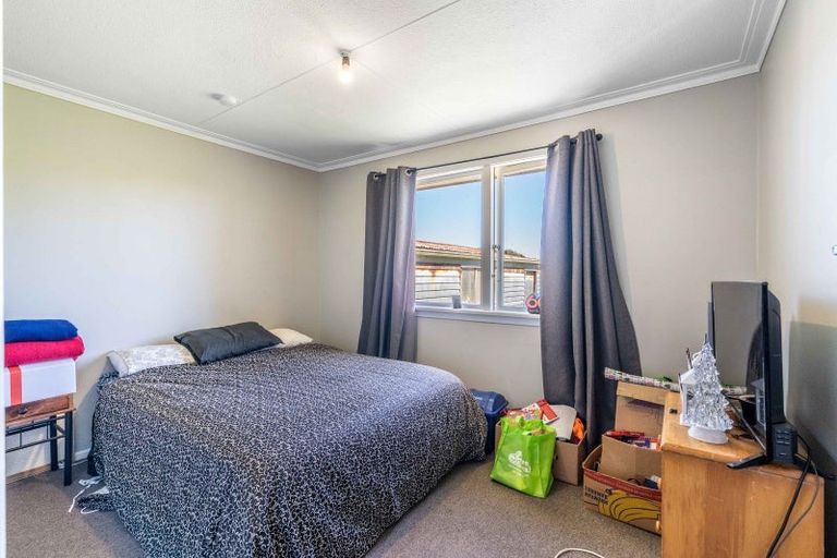 Photo of property in 198 Mcquarrie Street, Kingswell, Invercargill, 9812