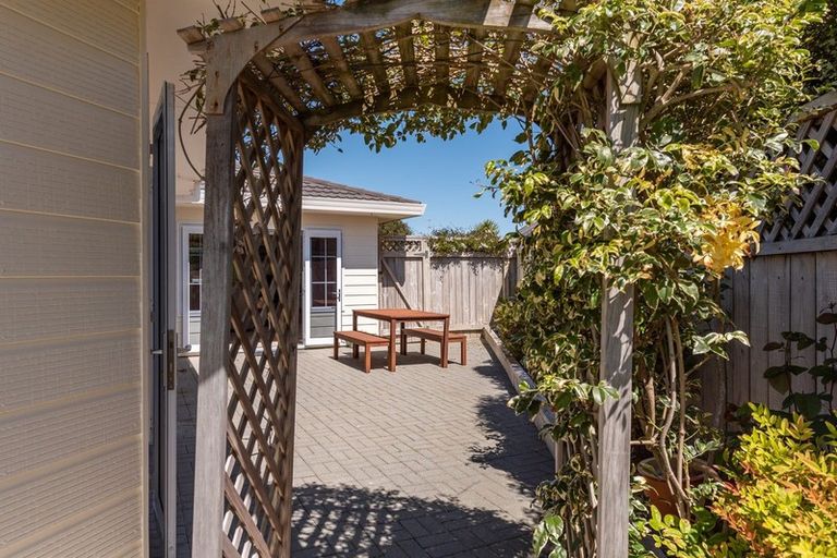 Photo of property in 11 Beach Haven Place, Paraparaumu Beach, Paraparaumu, 5032