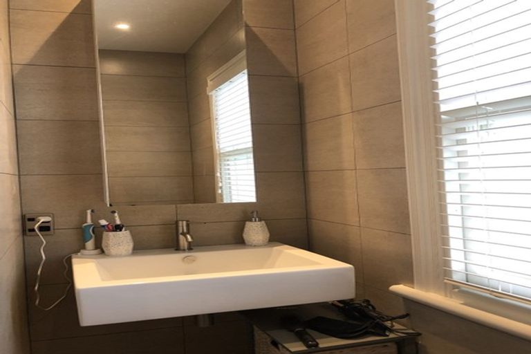 Photo of property in 9 Tudor Street, Devonport, Auckland, 0624