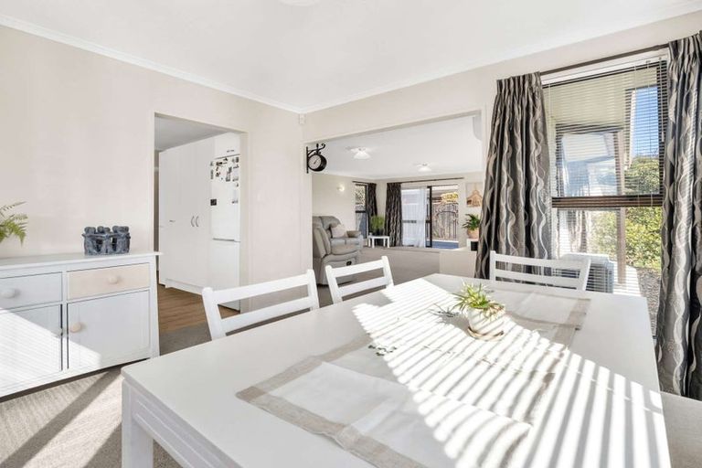 Photo of property in 20 Lancewood Drive, Halswell, Christchurch, 8025