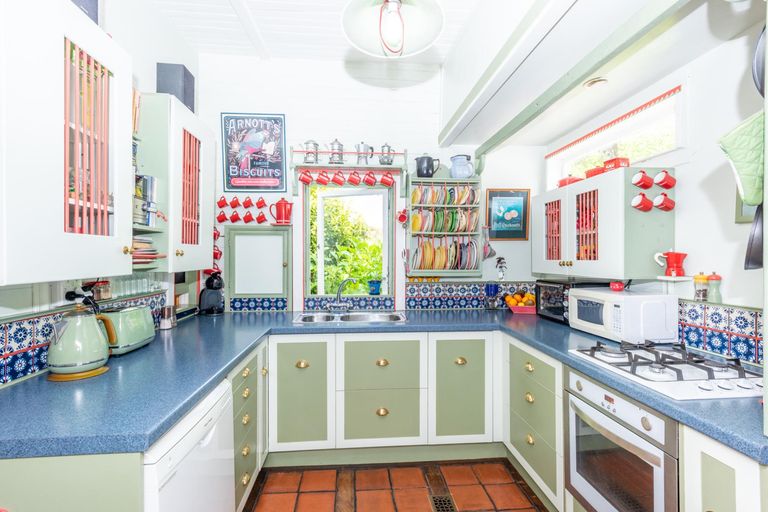 Photo of property in 234 Harris Street, Inner Kaiti, Gisborne, 4010