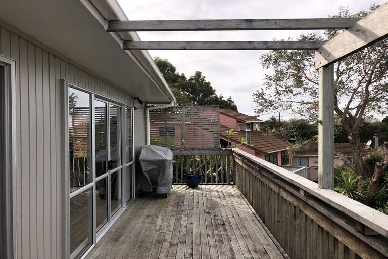 Photo of property in 238 Don Buck Road, Massey, Auckland, 0614