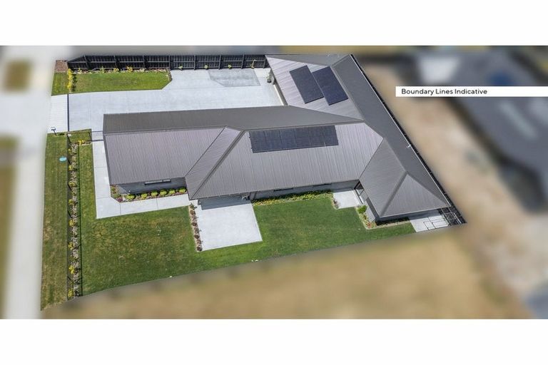 Photo of property in 3 Mccahon Drive, Rangiora, 7400