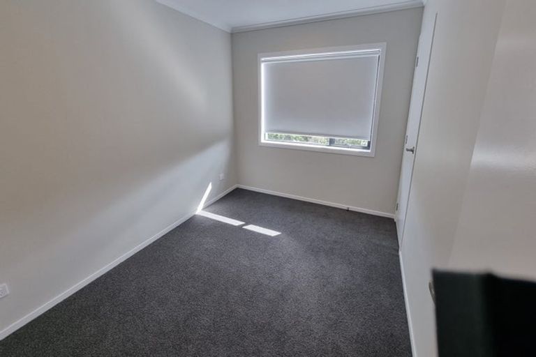 Photo of property in 2/125b Metcalfe Road, Ranui, Auckland, 0612