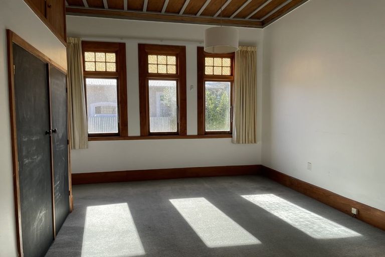 Photo of property in 3 Carow Street, Palmerston North, 4410