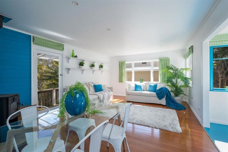 Photo of property in 2 Martin Street, Monaco, Nelson, 7011