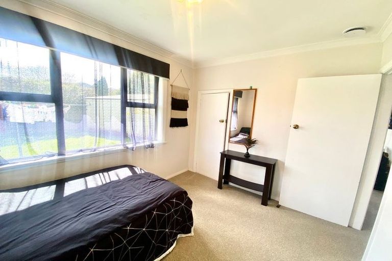Photo of property in 1007 Fergusson Drive, Clouston Park, Upper Hutt, 5018