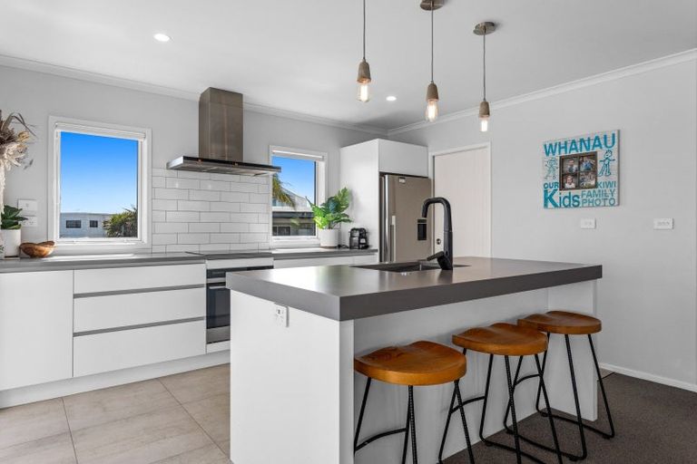 Photo of property in 24 Ocean View Road, Coastlands, Whakatane, 3120