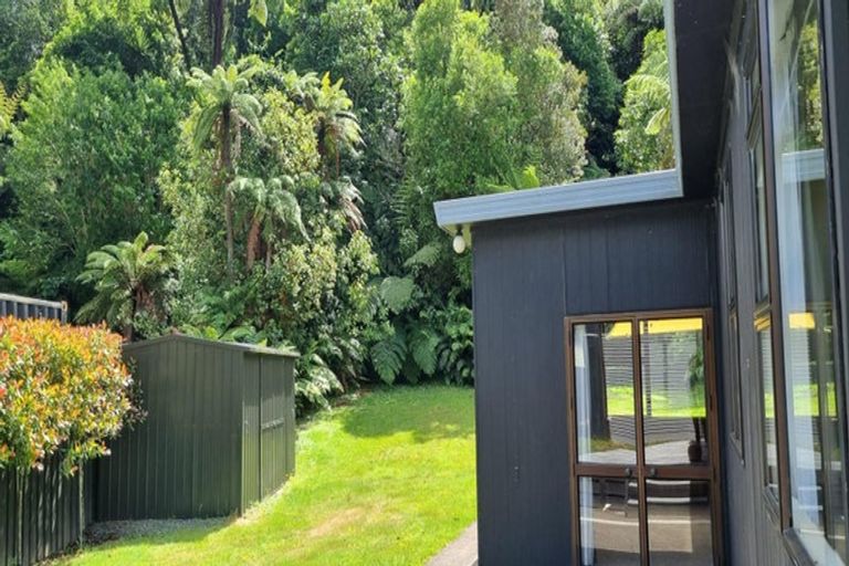 Photo of property in 22 Tombleson Road, Lake Rotoma, Rotorua, 3074