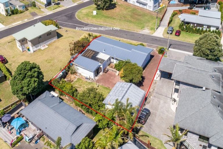Photo of property in 101 Diana Avenue, Whangamata, 3620