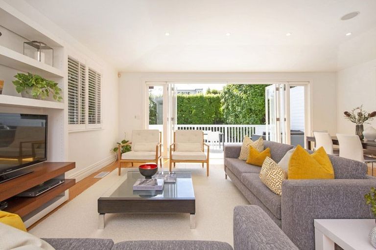 Photo of property in 11 Vine Street, Saint Marys Bay, Auckland, 1011
