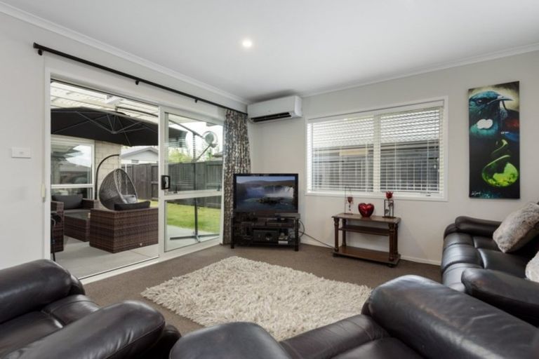 Photo of property in 296 Lakes Boulevard, Pyes Pa, Tauranga, 3112