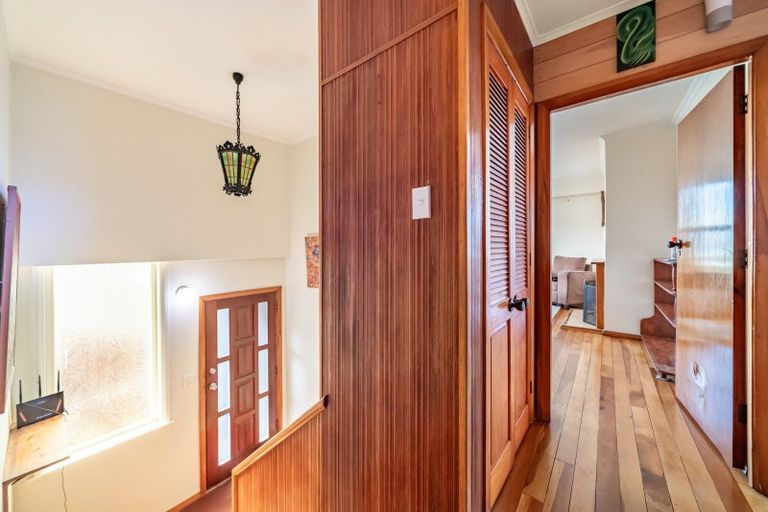 Photo of property in 2 Waiho Terrace, Elsdon, Porirua, 5022