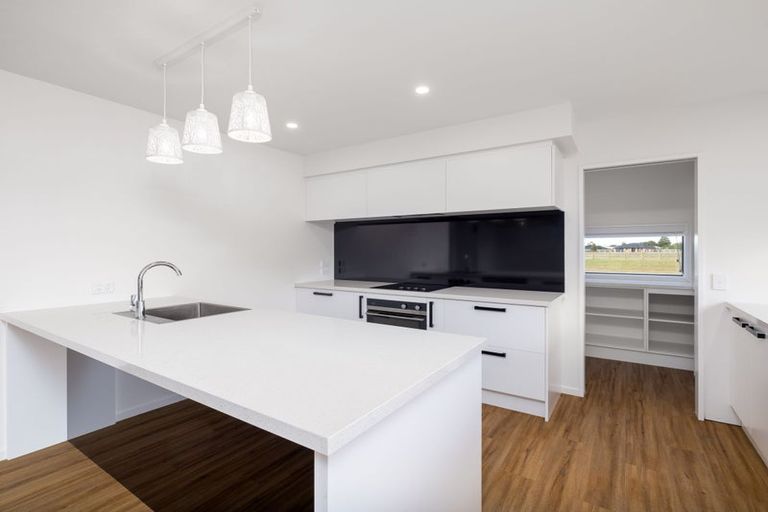 Photo of property in 29 Plover Avenue, Amberley, 7410