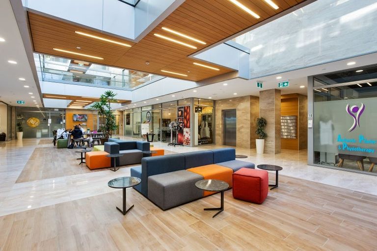 Photo of property in 203/585 Beach Road, Rothesay Bay, Auckland, 0630