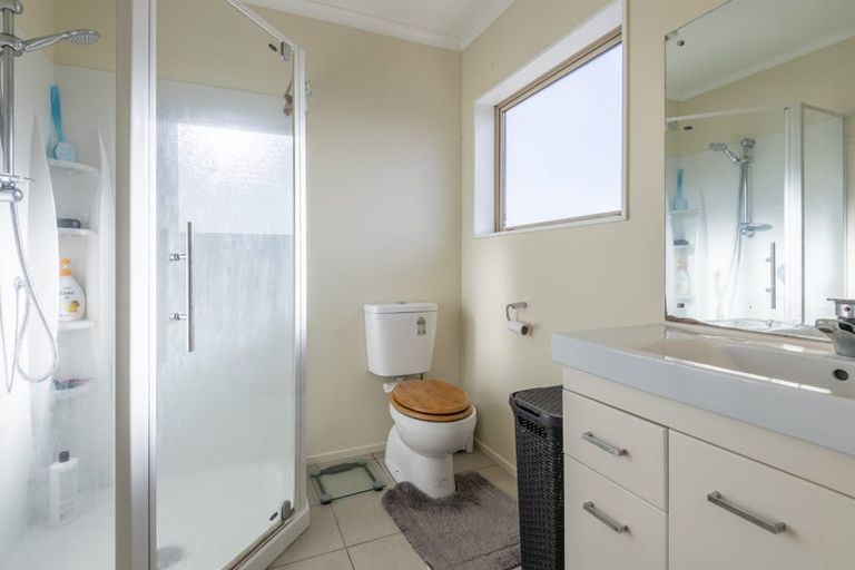 Photo of property in 243 Mark Avenue, Grenada Village, Wellington, 6037