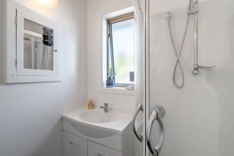 Photo of property in 198 Mcquarrie Street, Kingswell, Invercargill, 9812