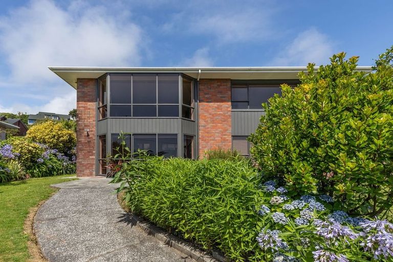 Photo of property in 83 Main South Road, Karoro, Greymouth, 7805